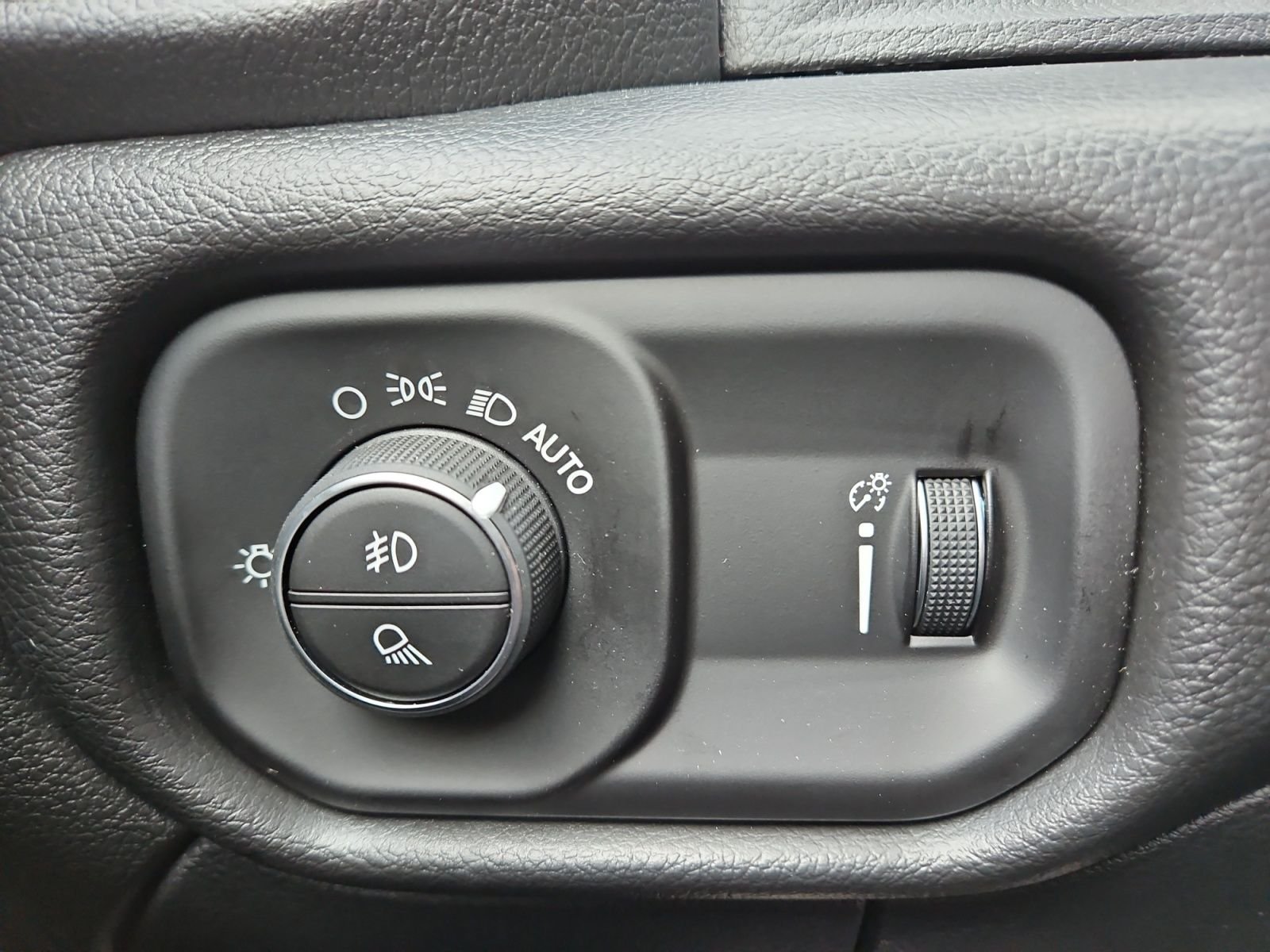 New 2026 RAM 2500 Tradesman AWD/4WD image 22