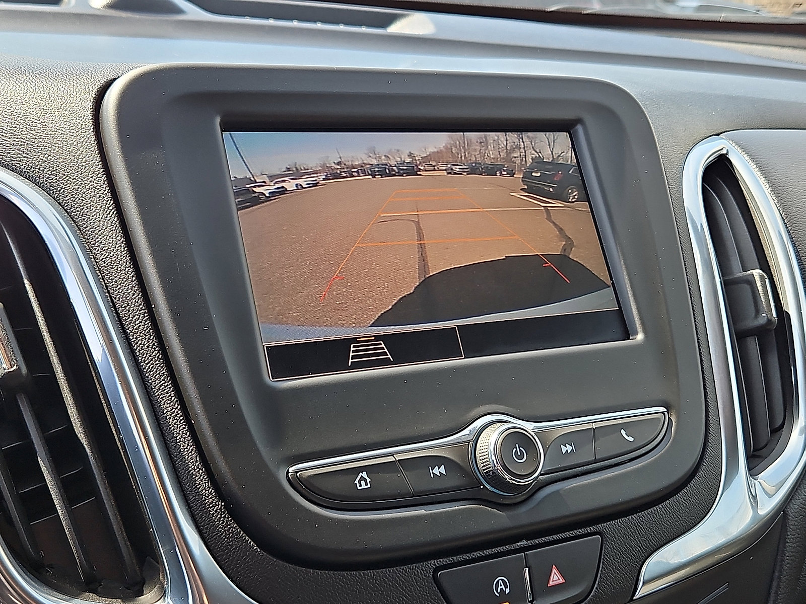 Used 2023 Chevrolet Equinox LT w/ LPO, Floor Liner Package image 17