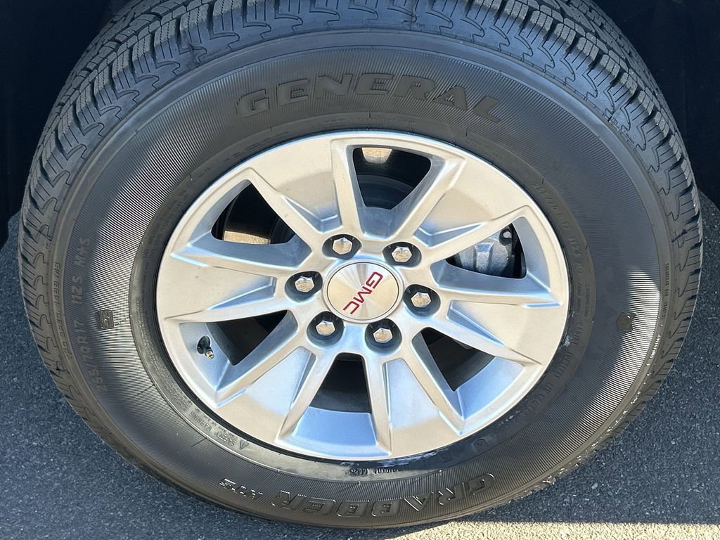 Used 2023 GMC Sierra 1500 SLE image 32