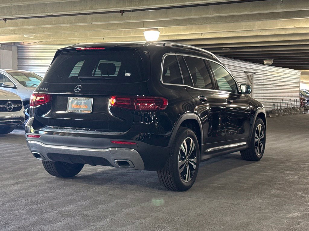 New 2026 Mercedes-Benz GLB 250 image 7