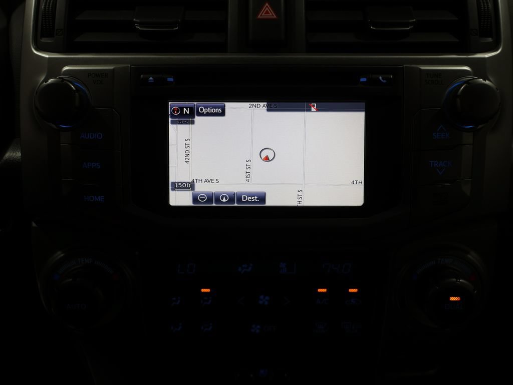 Used 2016 Toyota 4Runner Limited AWD/4WD image 29