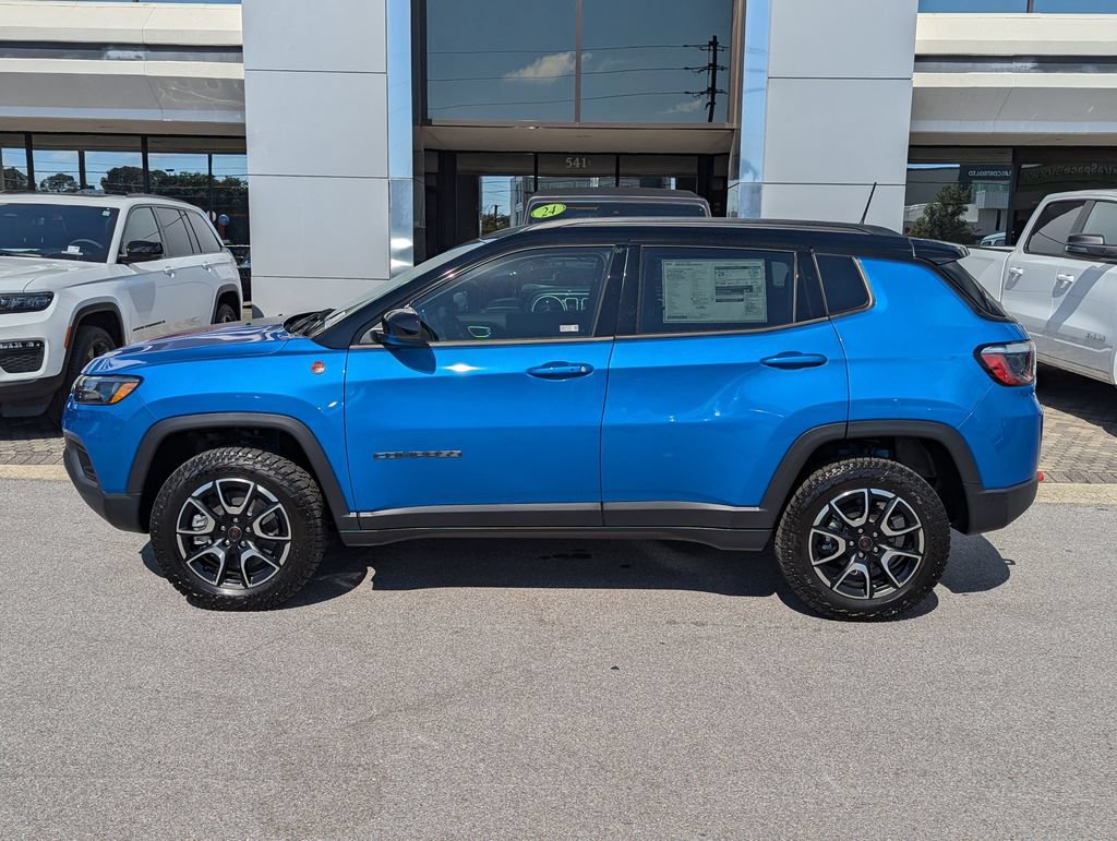 New 2026 Jeep Compass Trailhawk AWD/4WD image 8