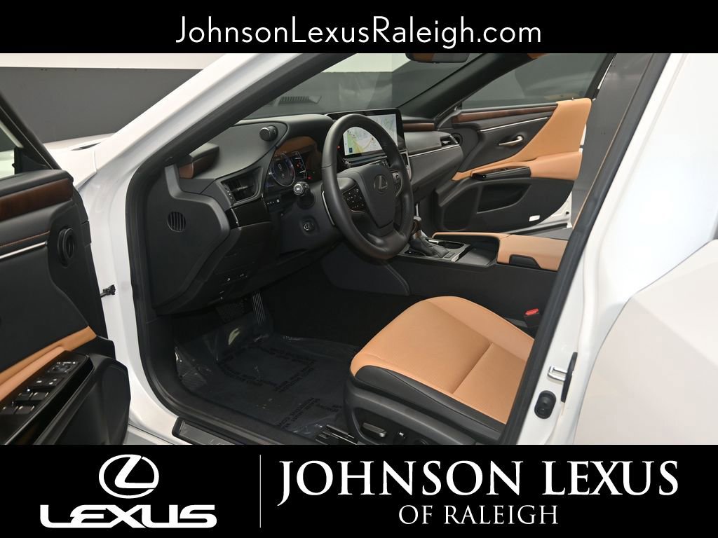 Used 2024 Lexus ES 350 w/ Premium Package image 13