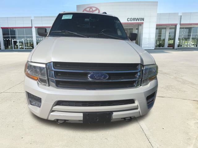 Used 2017 Ford Expedition XLT w/ Equipment Group 202A AWD/4WD image 42