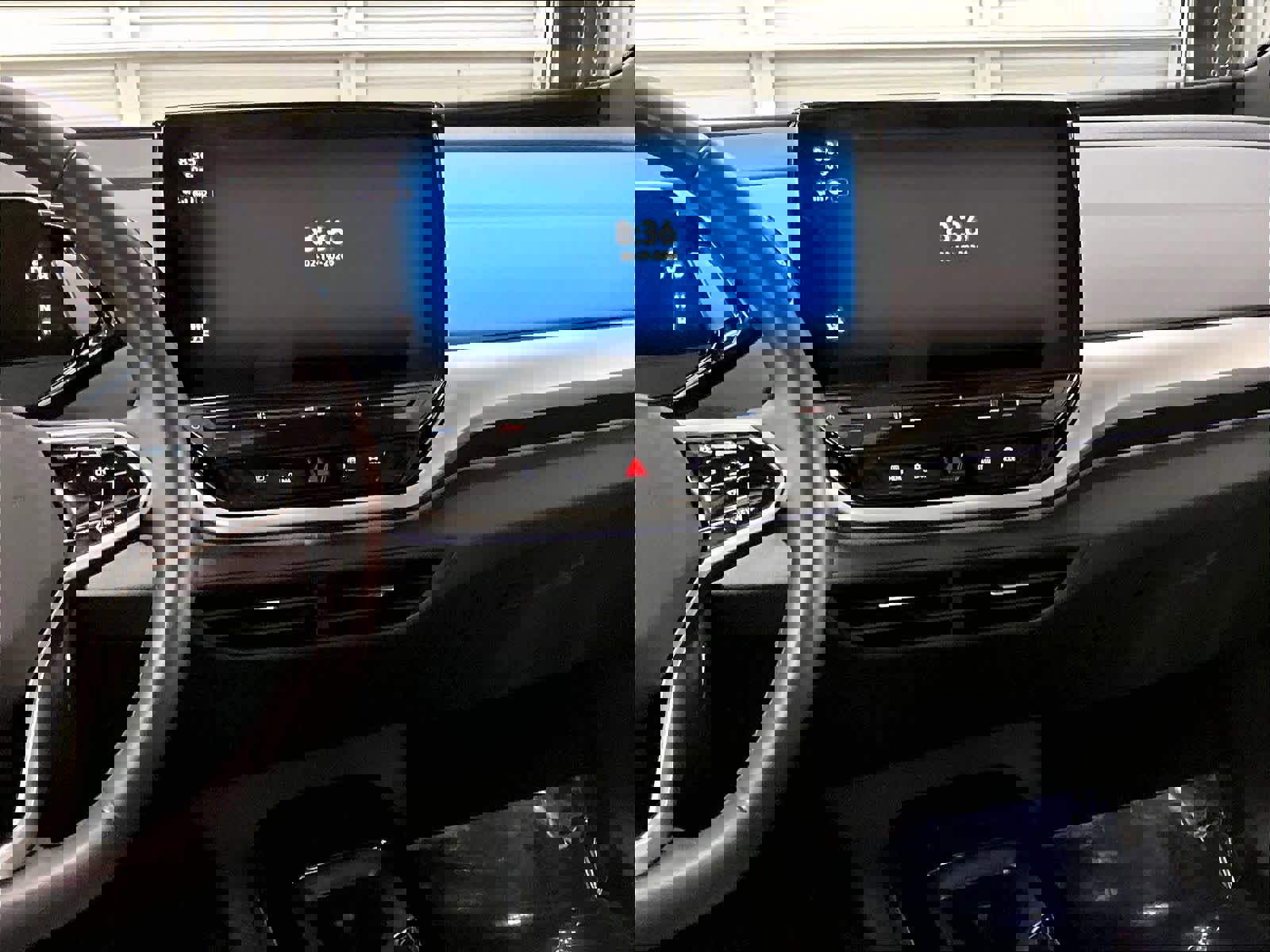 Used 2022 Volkswagen ID.4 Pro S w/ Gradient Package image 9