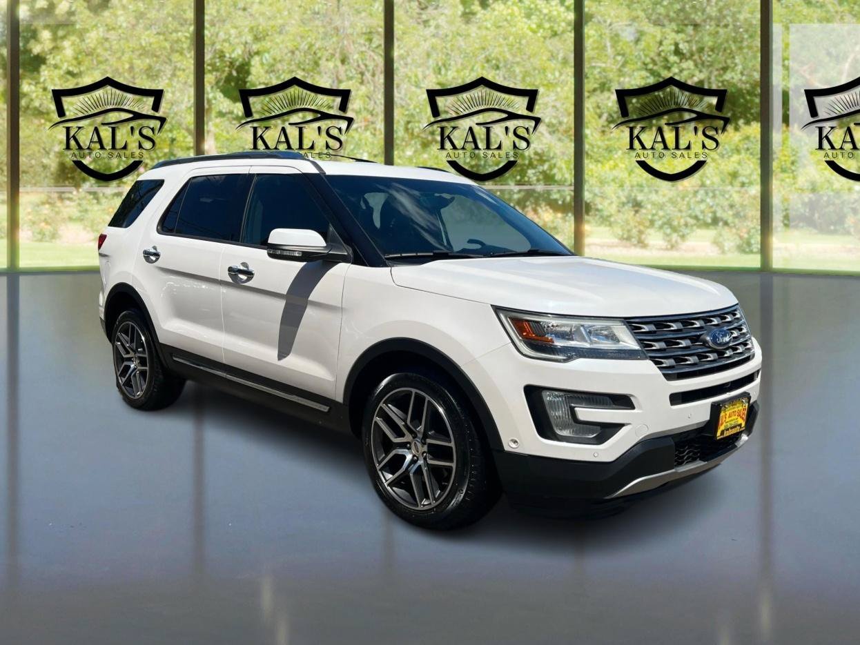 Used 2016 Ford Explorer Limited w/ Equipment Group 301A AWD/4WD image 3