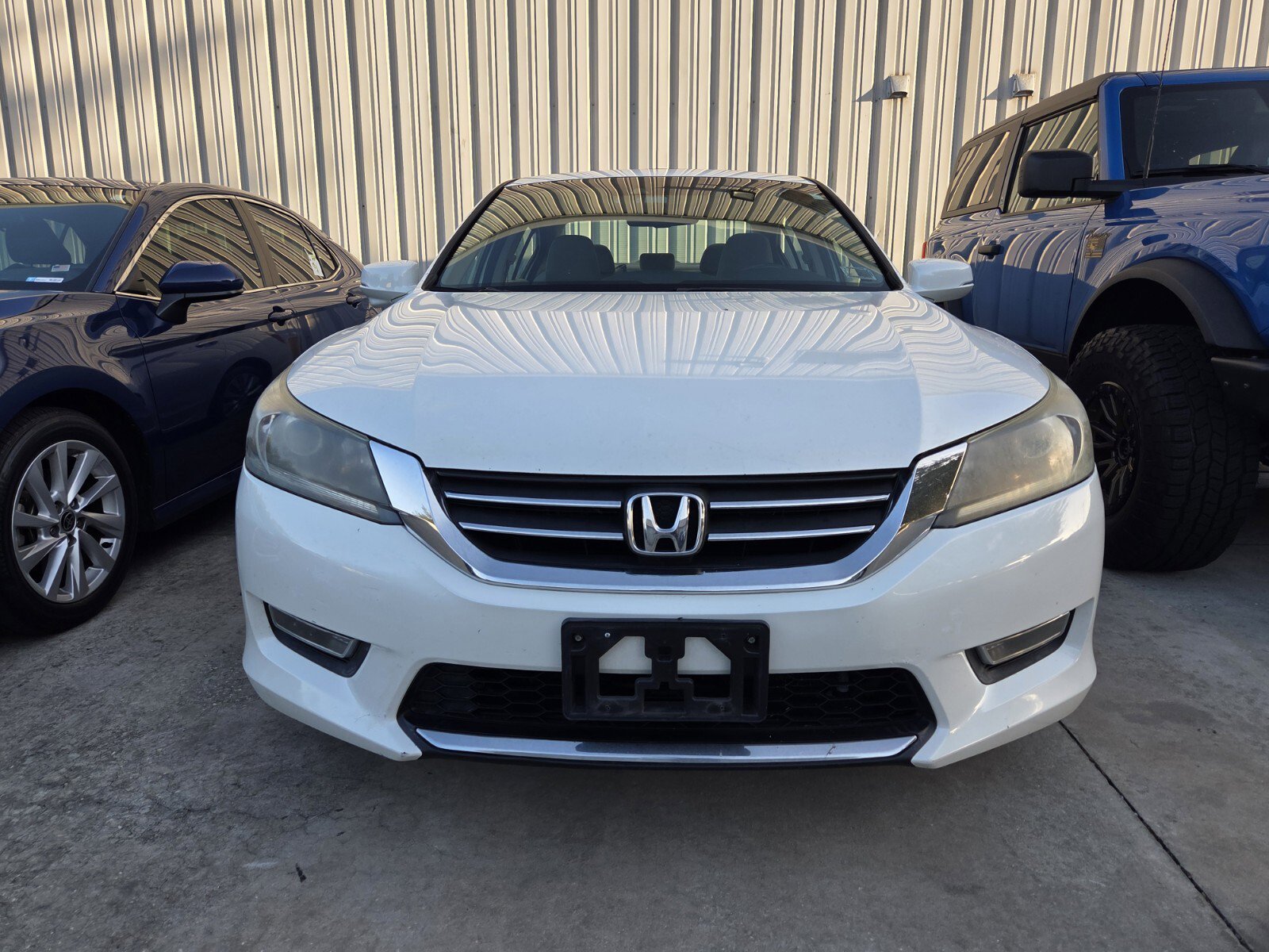 Used 2013 Honda Accord EX-L image 2