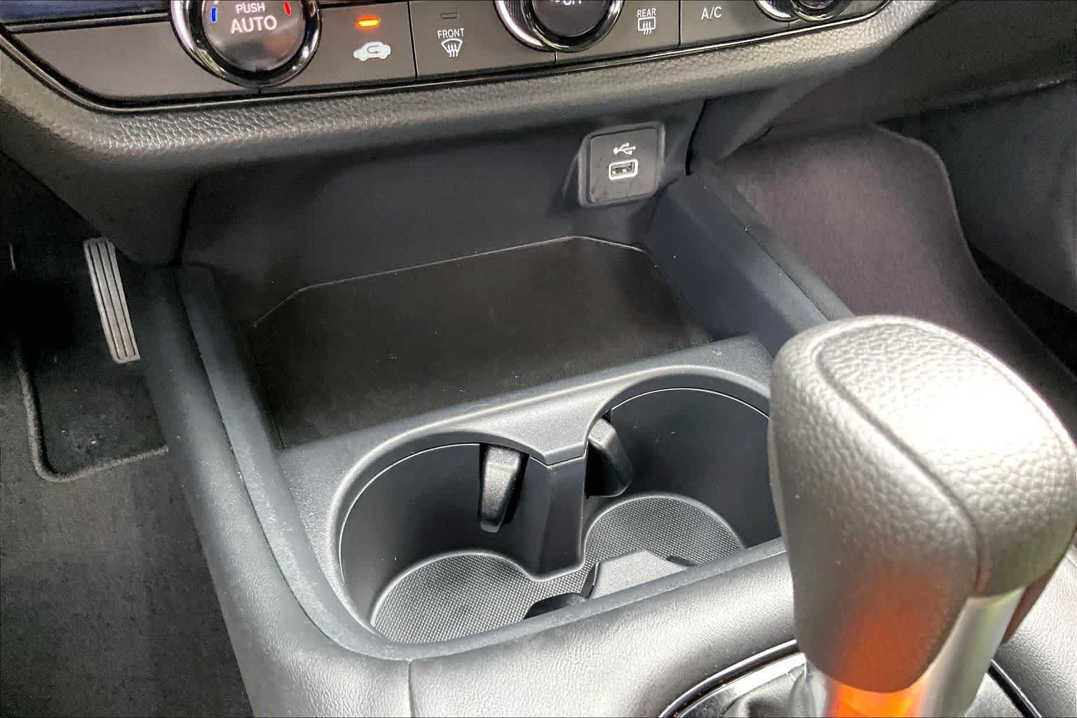 Used 2025 Honda HR-V LX image 35