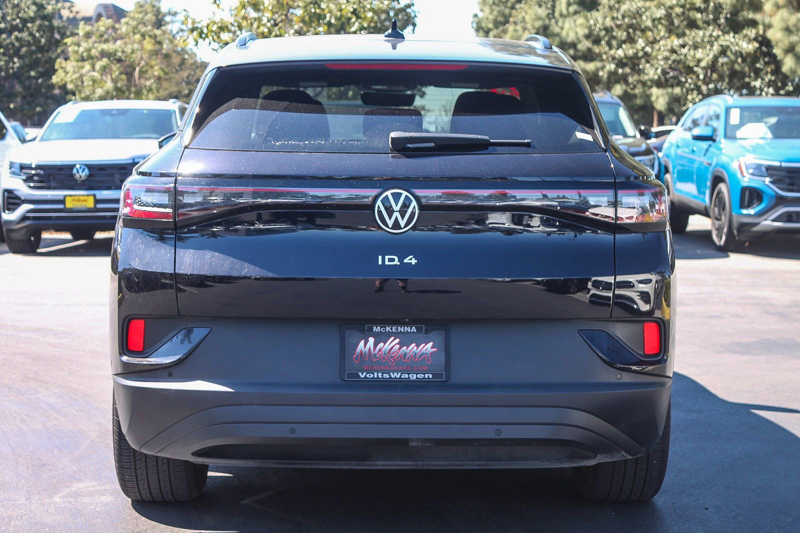 Used 2023 Volkswagen ID.4 Pro image 7