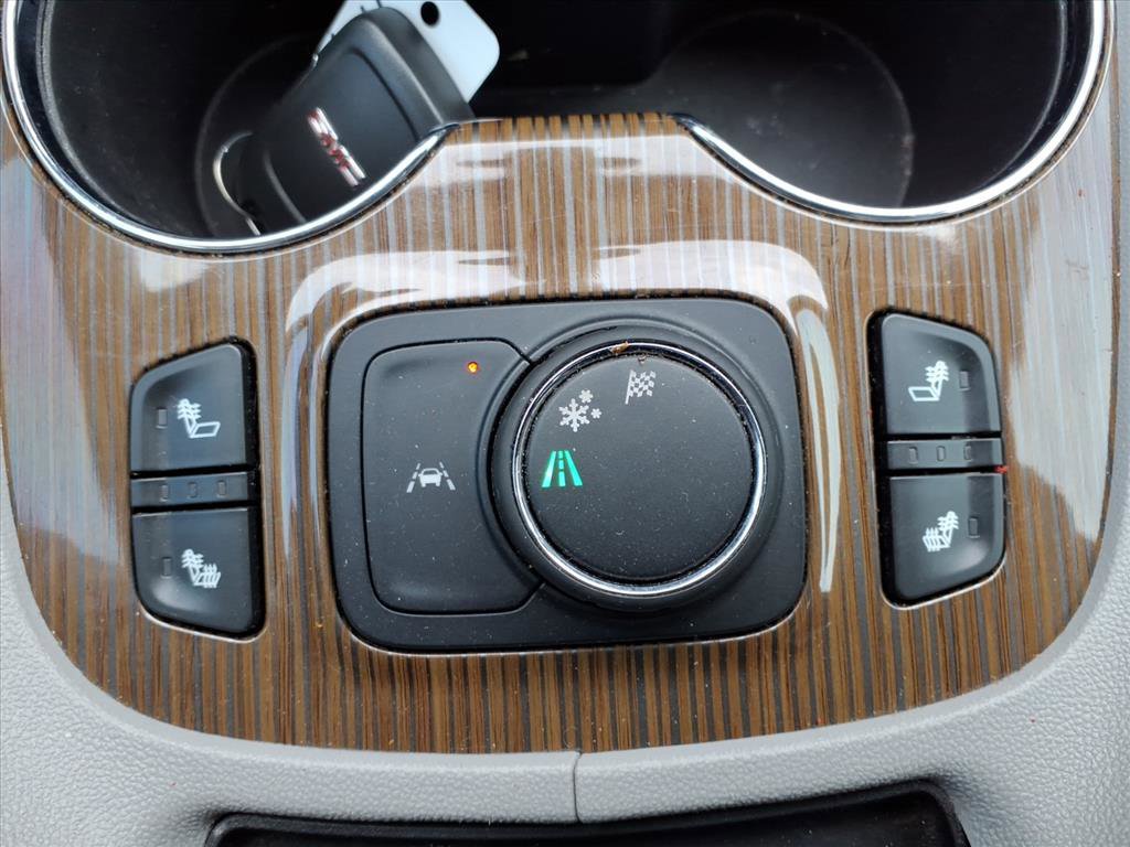 Used 2023 GMC Acadia SLE w/ Driver Convenience Package image 24