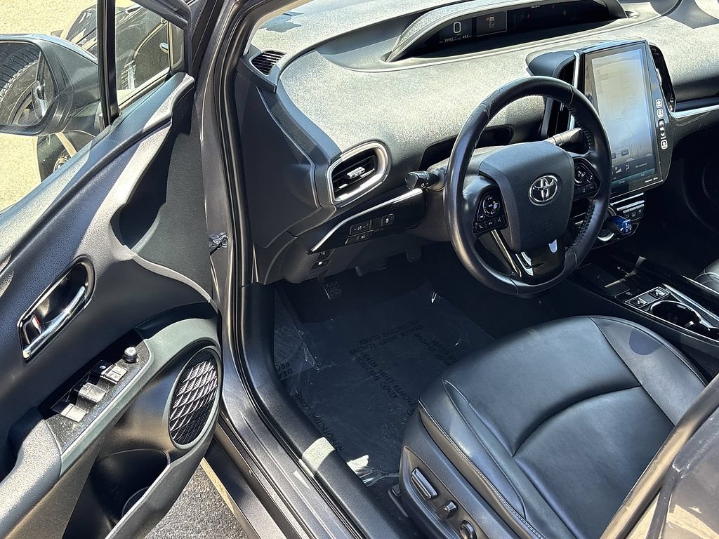 Used 2022 Toyota Prius Prime XLE FWD image 9