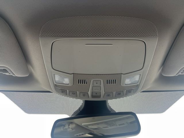 Used 2021 Ford Edge SEL w/ Convenience Package image 29