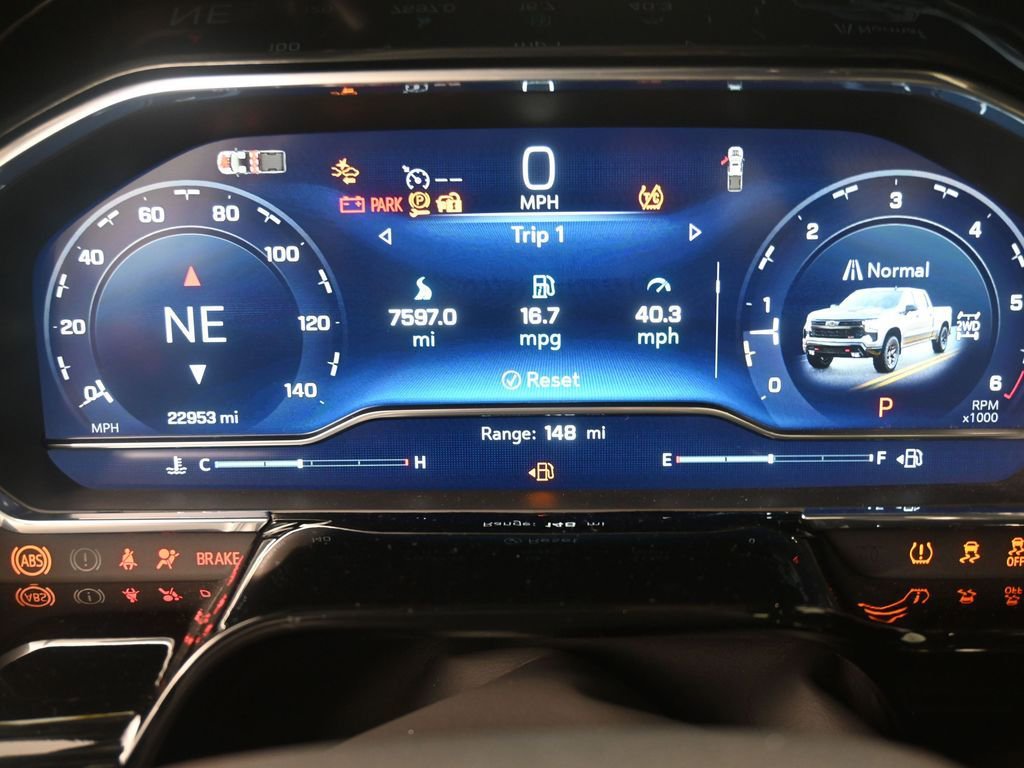 Used 2024 Chevrolet Silverado 1500 LT Trail Boss image 13