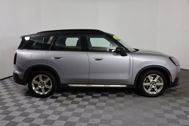 Used 2025 MINI Cooper Countryman S image 9