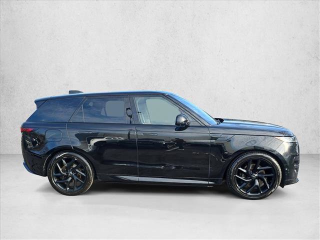 Used 2023 Land Rover Range Rover Sport SE Dynamic AWD/4WD image 4