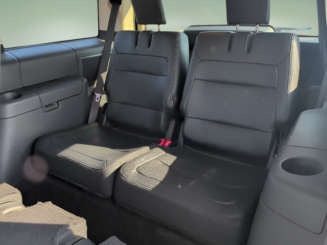 Used 2019 Ford Flex Limited FWD image 18