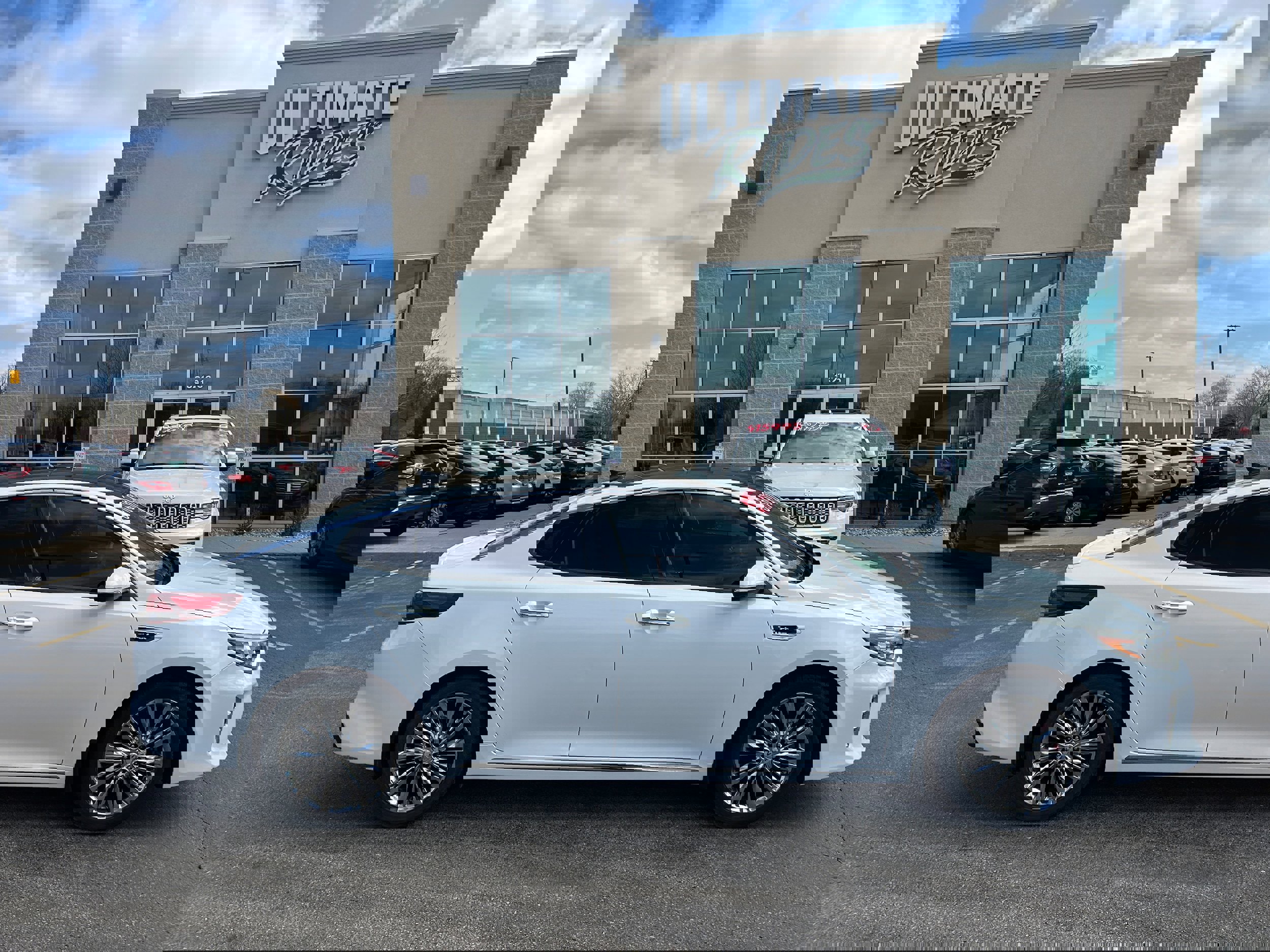 Used 2017 Kia Optima SX FWD image 1