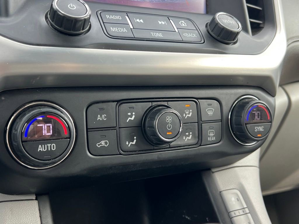 Used 2018 GMC Acadia SLT image 26