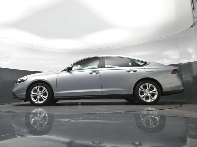 Certified 2025 Honda Accord LX image 32
