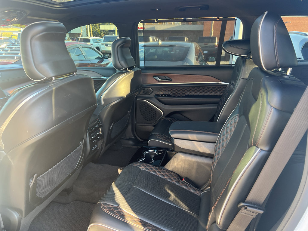 Used 2021 Jeep Grand Cherokee L Summit w/ Advanced Protech Group IV image 3