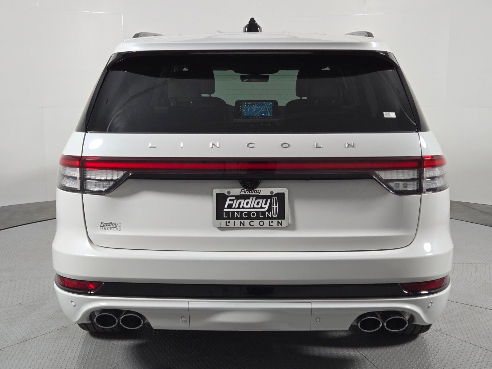 New 2026 Lincoln Aviator 2WD w/ Jet Appearance Package image 5