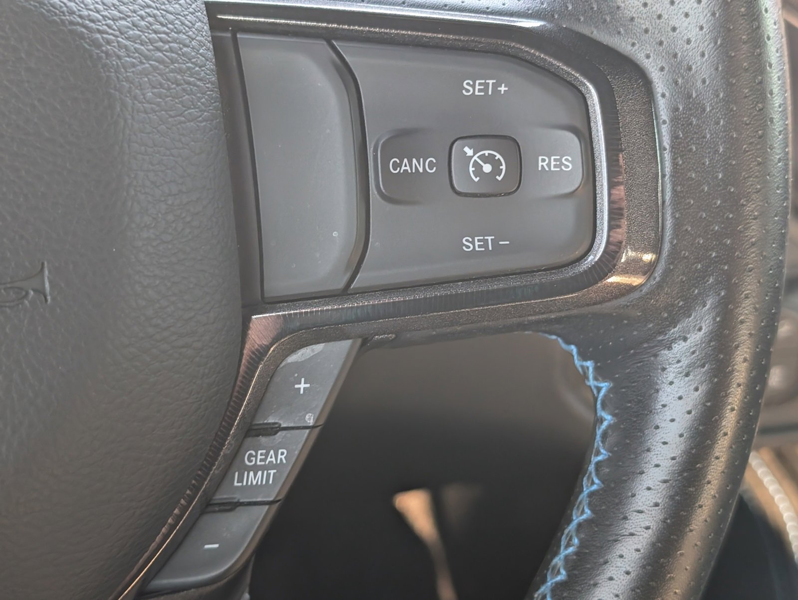 Used 2024 RAM 2500 Rebel w/ Towing Technology Group image 15