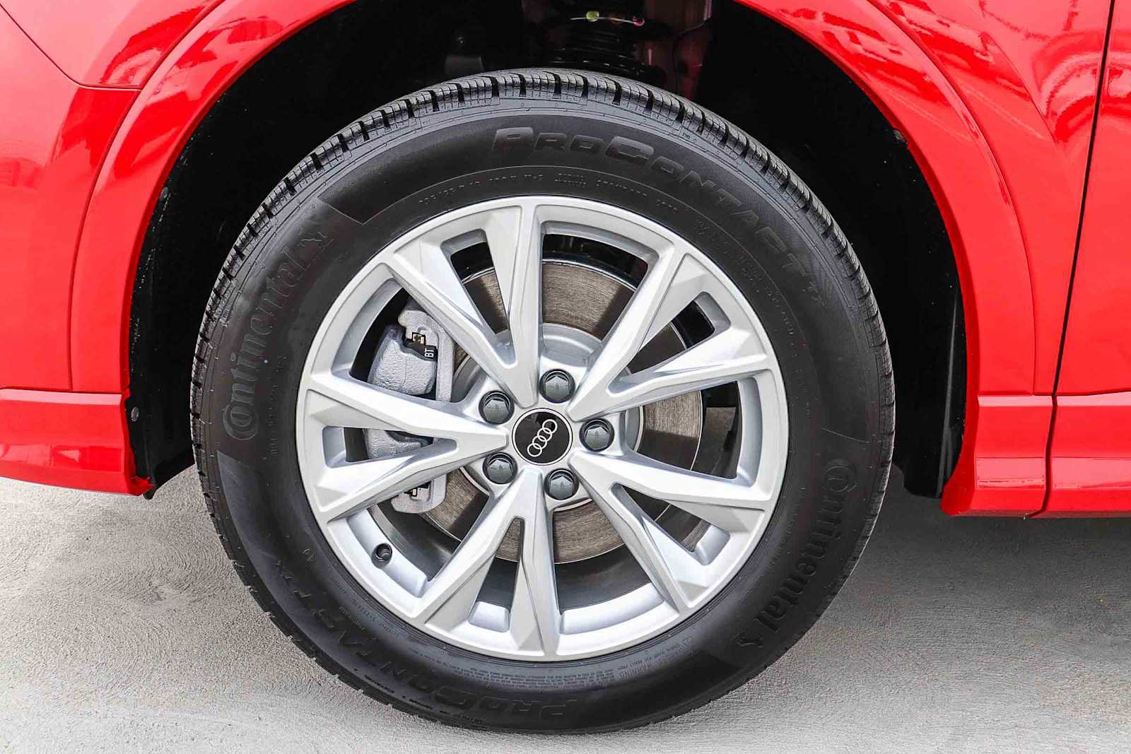 New 2025 Audi Q3 2.0T Premium image 12