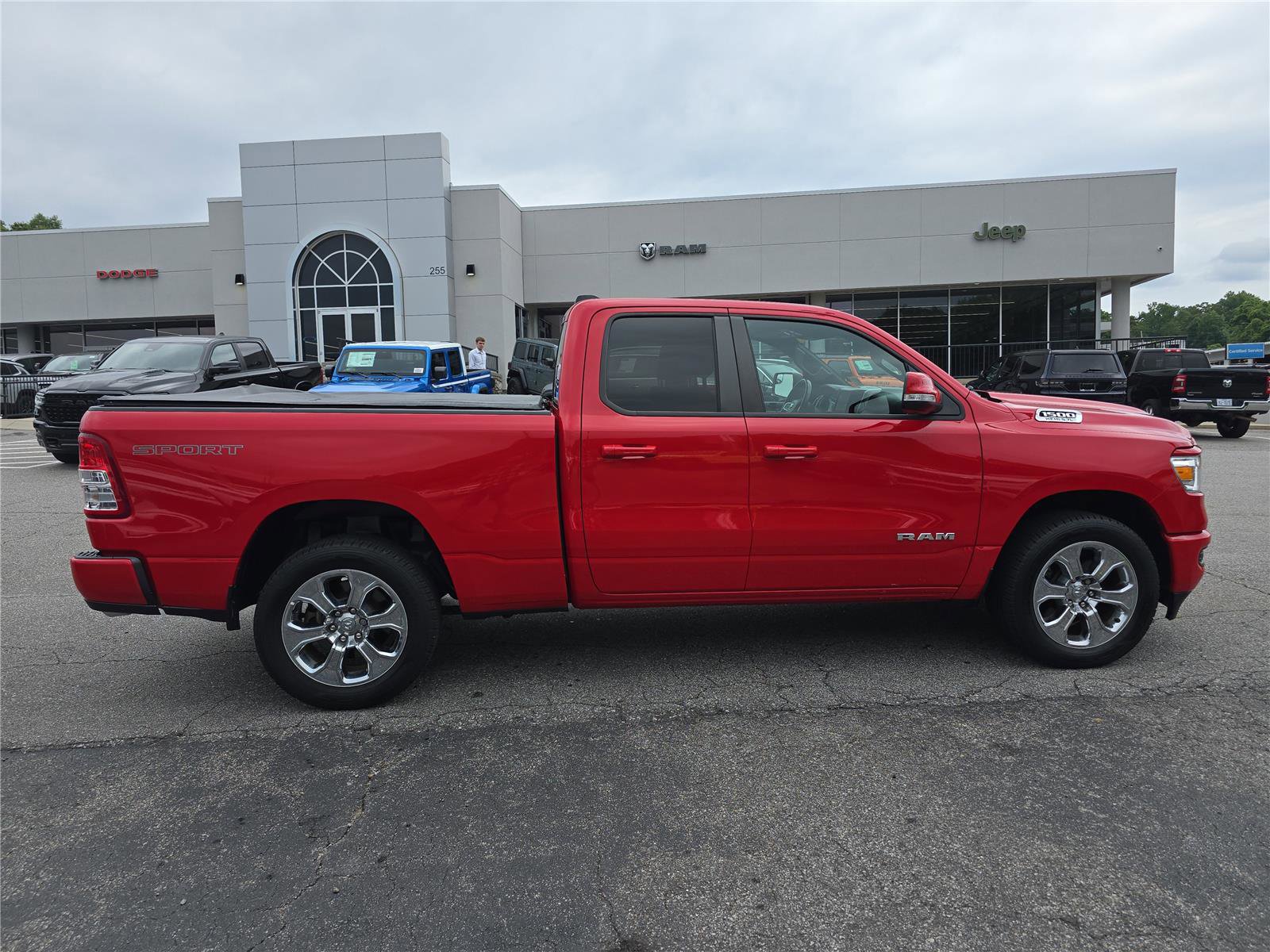 Used 2022 RAM 1500 Big Horn RWD image 2