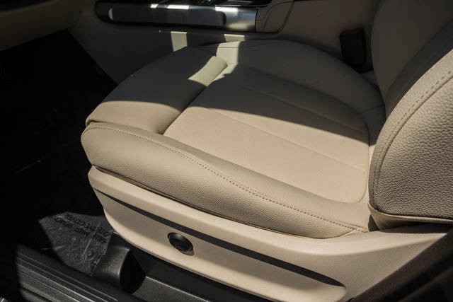 New 2026 Mercedes-Benz GLB 250 4MATIC image 36