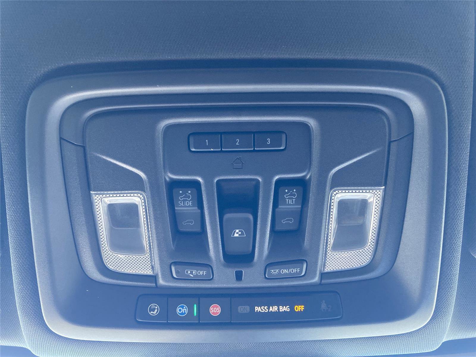 Used 2024 GMC Sierra 2500 AT4 w/ AT4 Premium Plus Package image 26