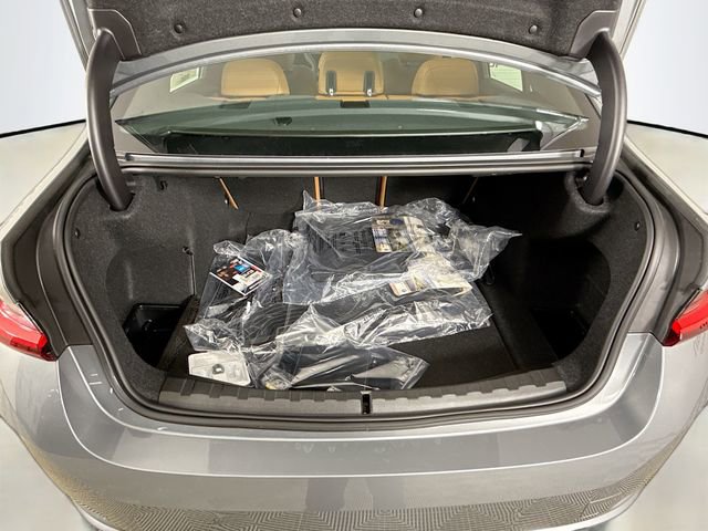 Used 2026 BMW 330i xDrive Sedan w/ Premium Package image 27