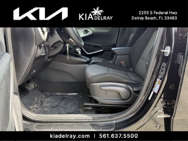 Used 2020 Kia Soul LX FWD image 16