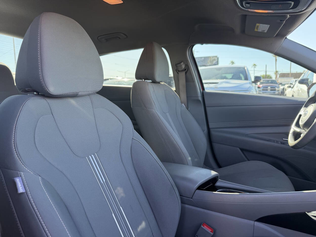 Used 2021 Hyundai Elantra SEL w/ Convenience Package image 28