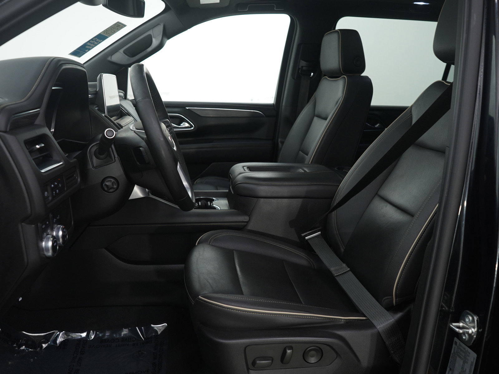 Used 2023 GMC Yukon XL SLT image 17