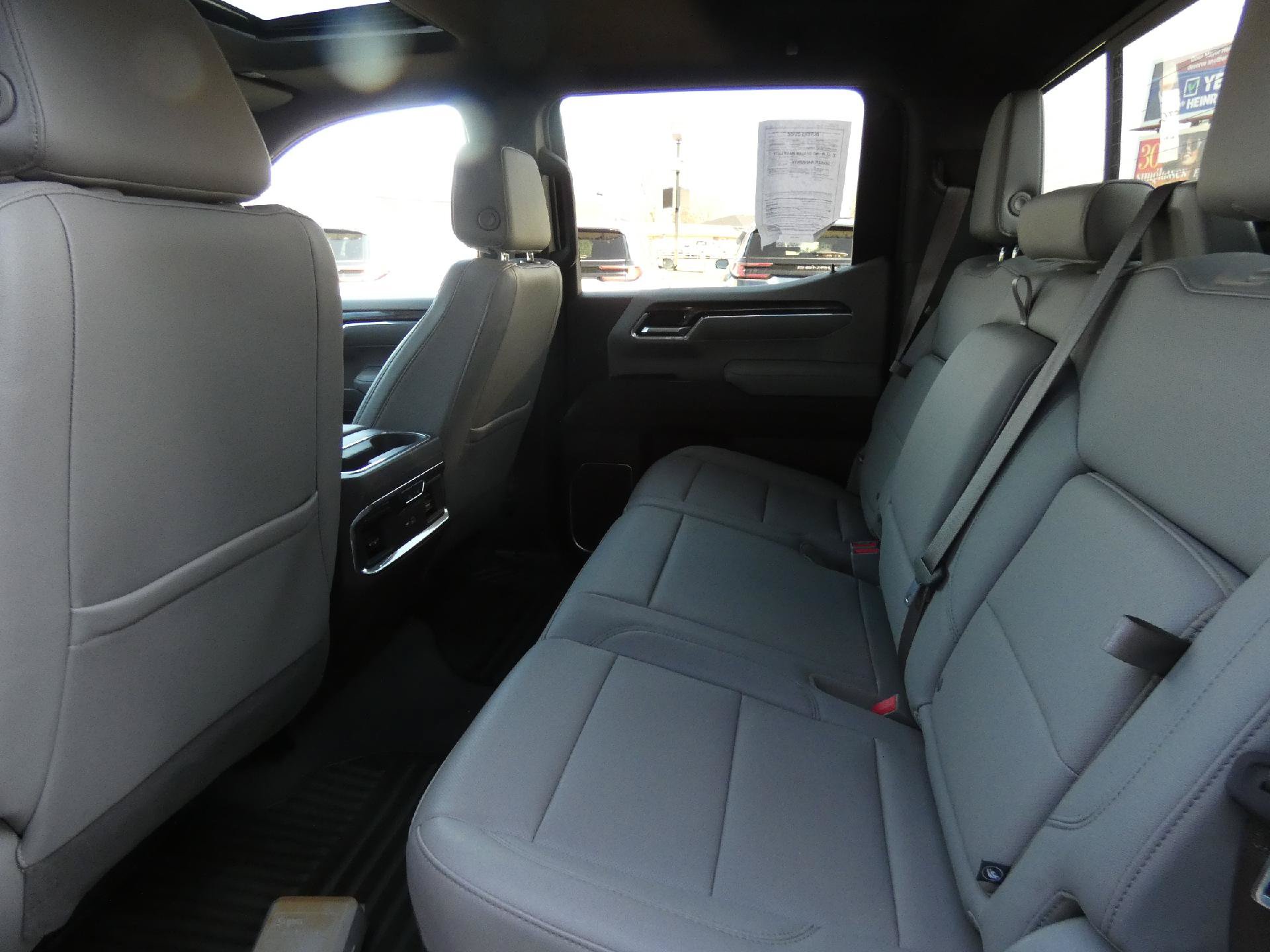 Certified 2023 Chevrolet Silverado 1500 LTZ w/ LTZ Premium Package AWD/4WD image 13