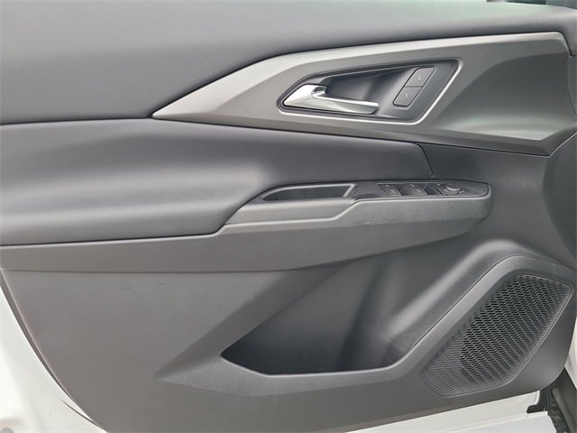 New 2026 Chevrolet Equinox EV LT w/ LPO, Blackout Package image 18