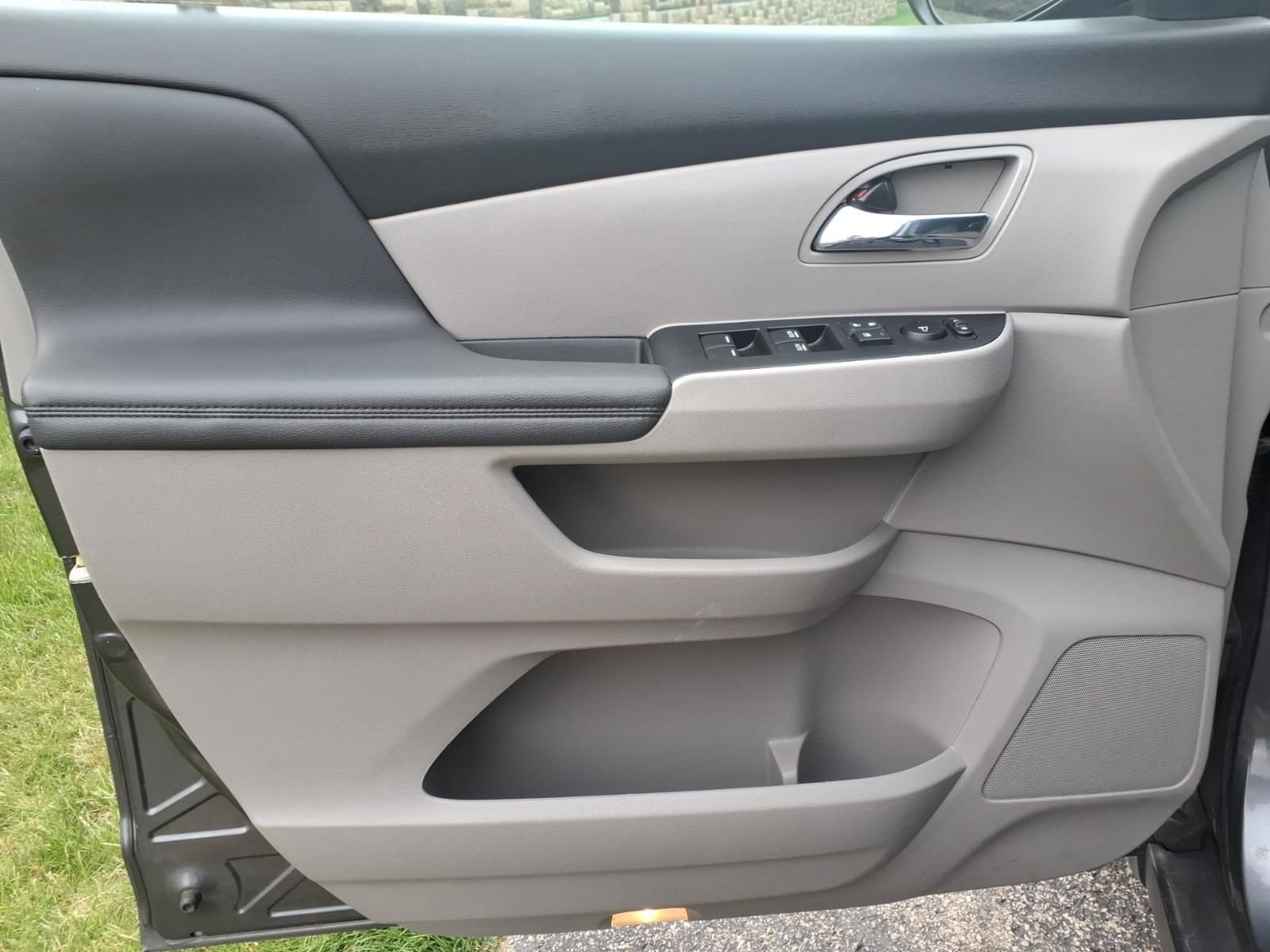 Used 2016 Honda Odyssey EX-L image 14