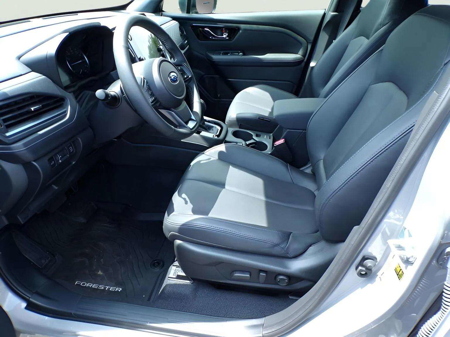 Certified 2025 Subaru Forester Limited image 9