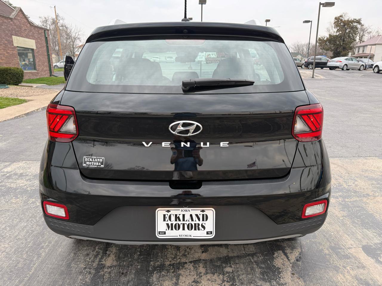 Used 2024 Hyundai Venue SEL image 7