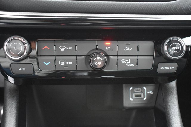 New 2026 Jeep Compass Latitude image 24