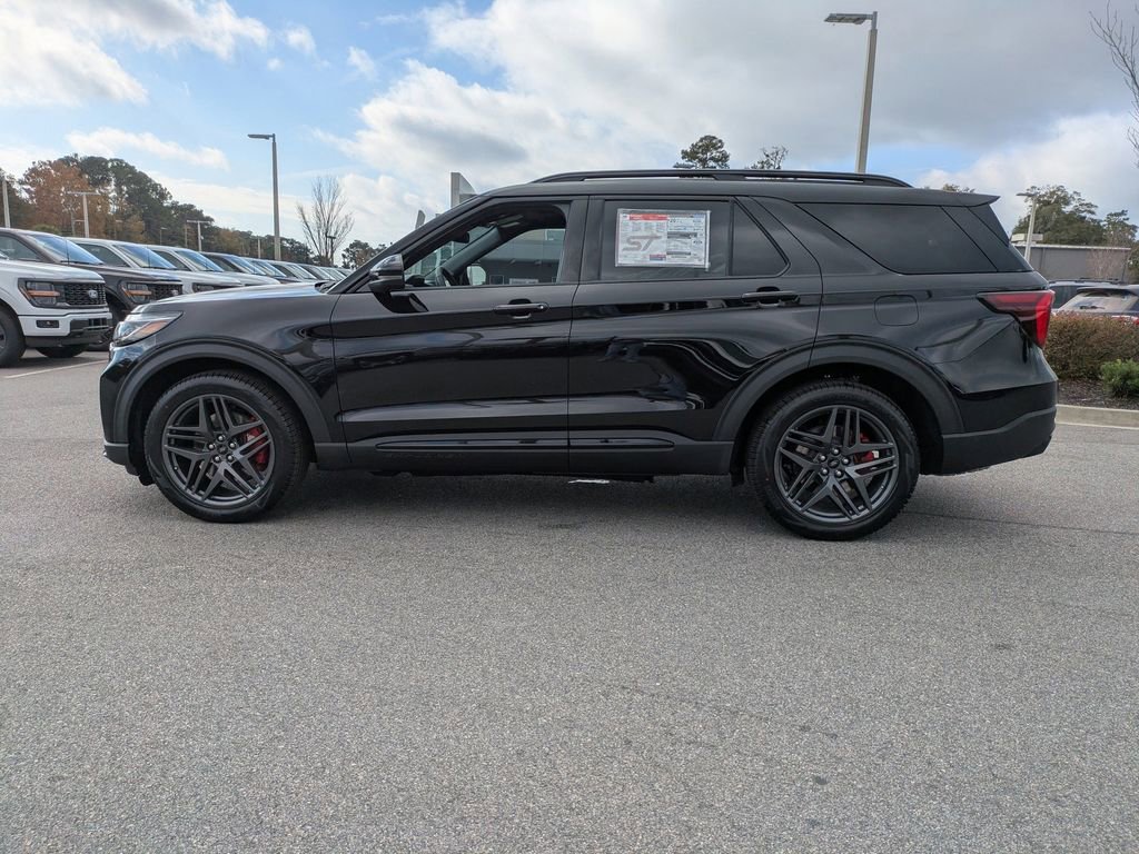 New 2026 Ford Explorer ST w/ Sun And Sound Package image 7