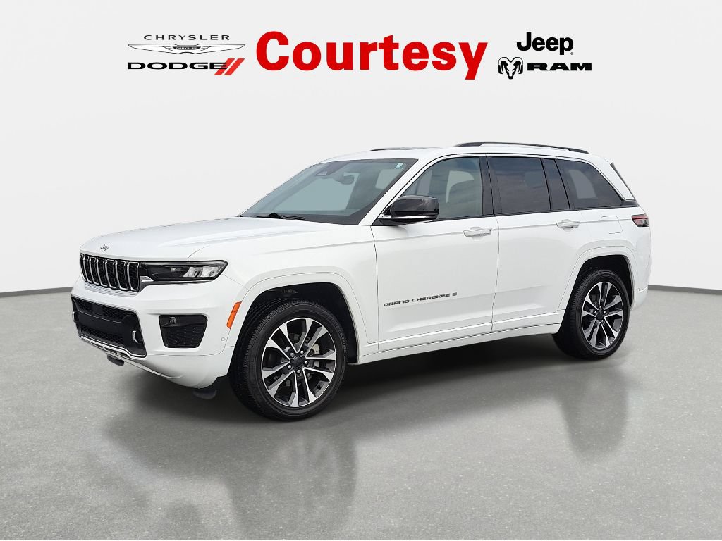 Certified 2024 Jeep Grand Cherokee Overland w/ Trailer Tow Package AWD/4WD image 8