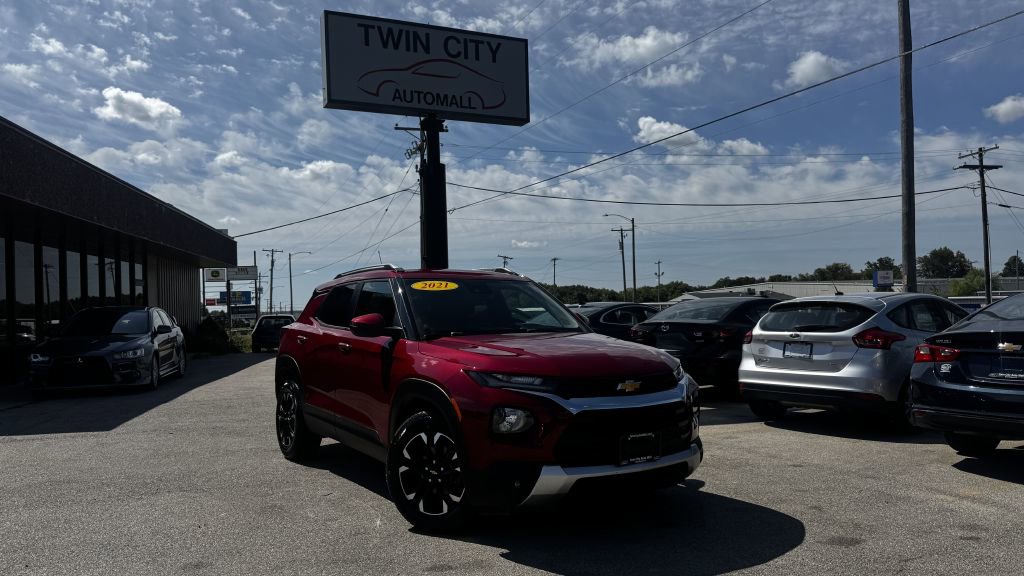Used 2021 Chevrolet TrailBlazer LT image 1