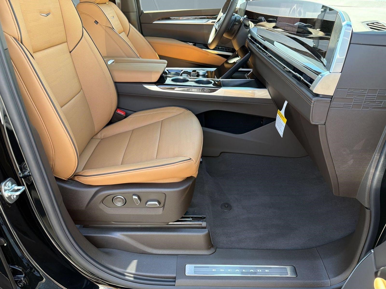 New 2026 Cadillac Escalade Luxury w/ Touring Package AWD/4WD image 25