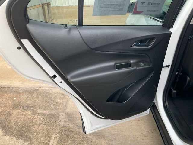 Used 2023 Chevrolet Equinox LT image 24