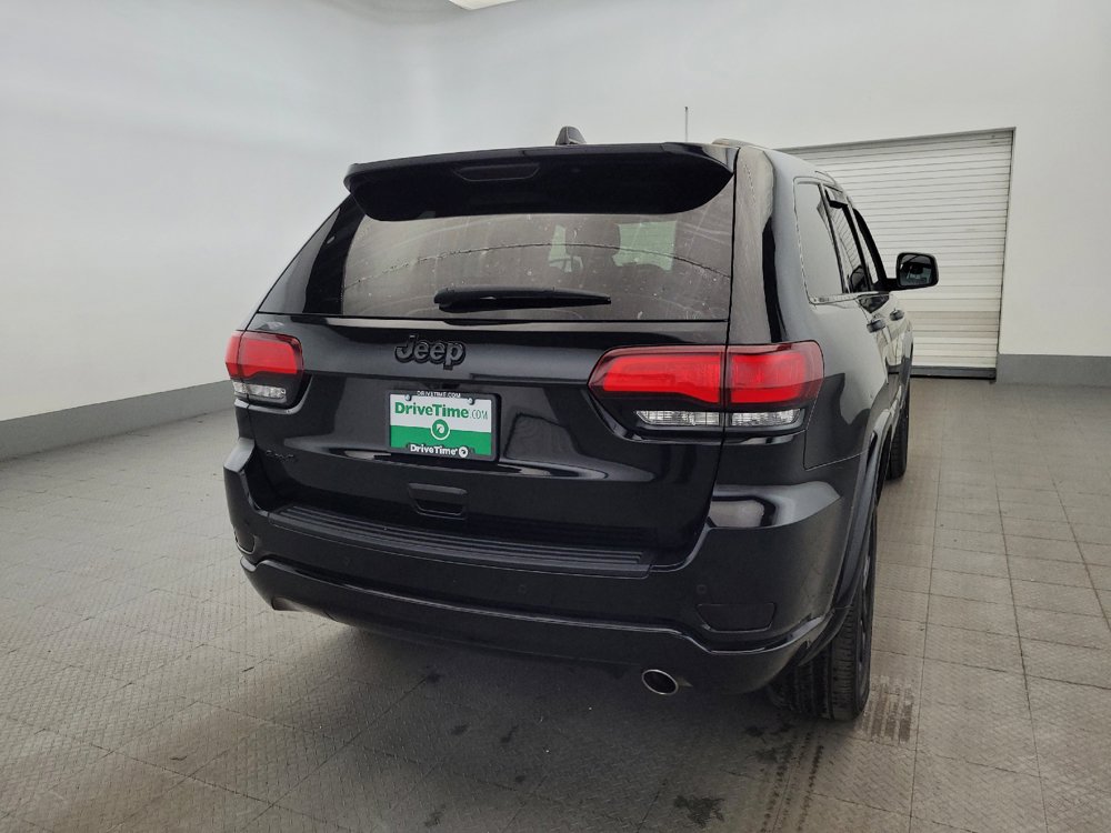 Used 2020 Jeep Grand Cherokee Altitude AWD/4WD image 7
