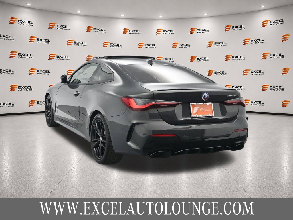 Used 2023 BMW M440i Coupe w/ Parking Assistance Package RWD image 3