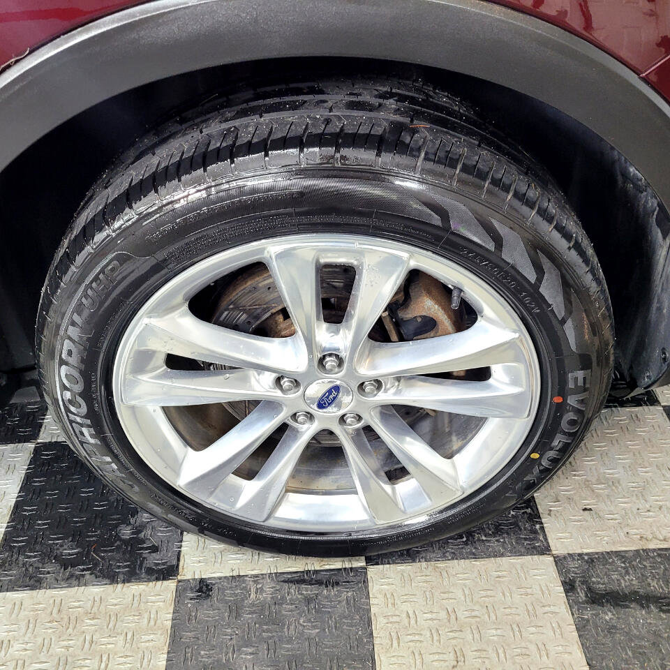 Used 2018 Ford Explorer XLT w/ Equipment Group 202A image 35