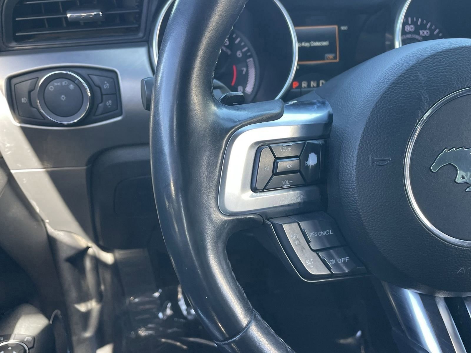 Used 2018 Ford Mustang Premium w/ Enhanced Security Package RWD image 18