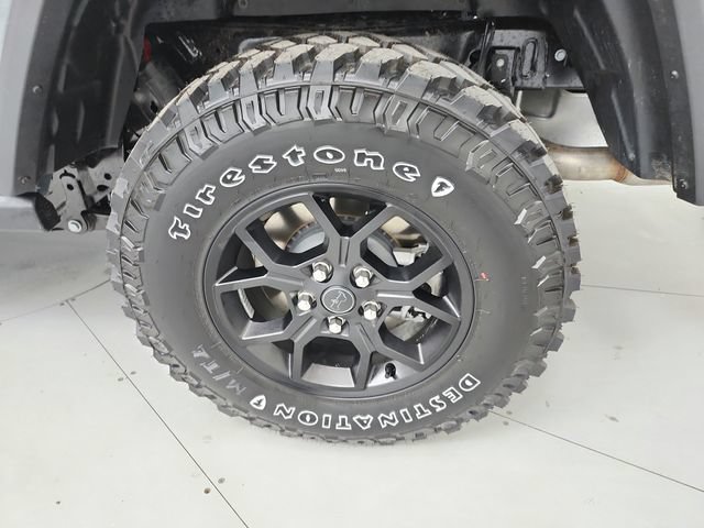 New 2026 Jeep Gladiator Sport AWD/4WD image 30